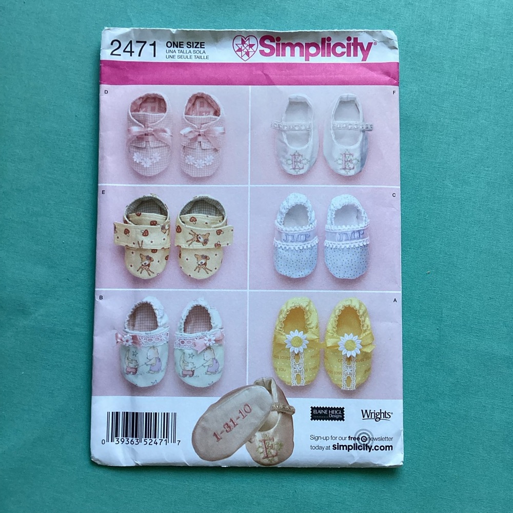 Simplicity 2471 Sewing Pattern Baby Cloth Shoes Soft Shoes One Size